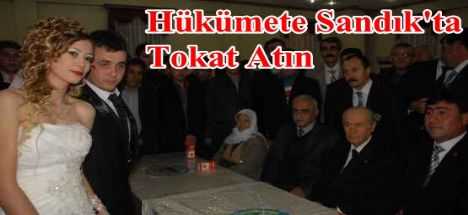 Hükümete Sandık'ta Tokat Atın