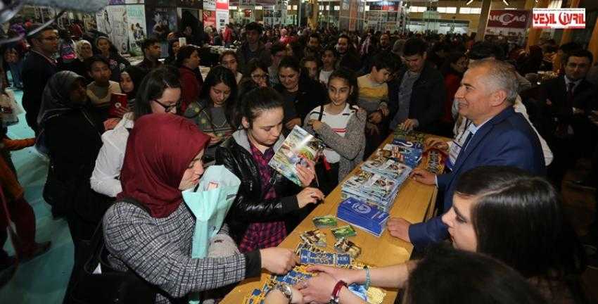 EGE’NİN EN BÜYÜK KİTAP FUARI KAPILARINI AÇIYOR