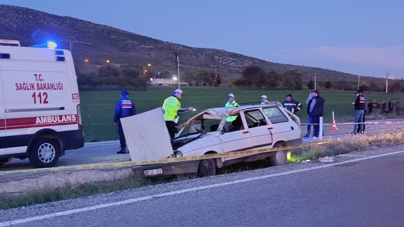 Çivril-Uşak Karayolunda Feci Kaza Bir Kişi Hayatını Kaybetti