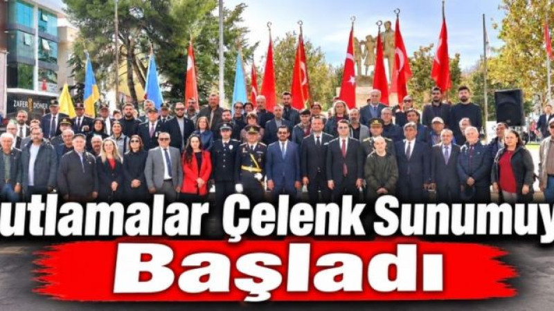 Cumhuriyet’in 103. Yılı Coşkusu Çelenk Sunma Töreniyle Başladı