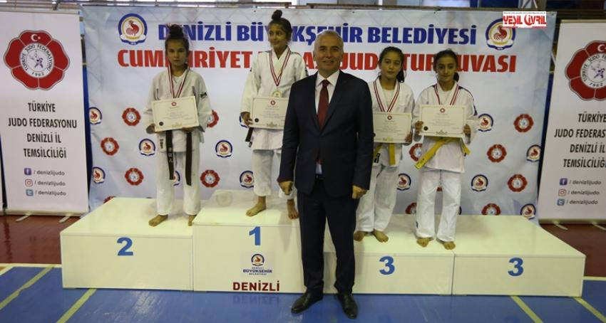 DEV ŞAMPİYONANIN EV SAHİBİ DENİZLİ BÜYÜKŞEHİR